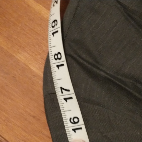 Christopher & Banks woman's size SP 3/4 sleeve lightweight nylon/rayon top - Picture 5 of 12